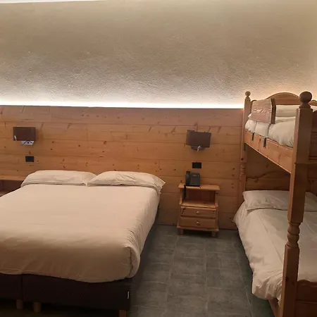 Отель Firenze & 3*